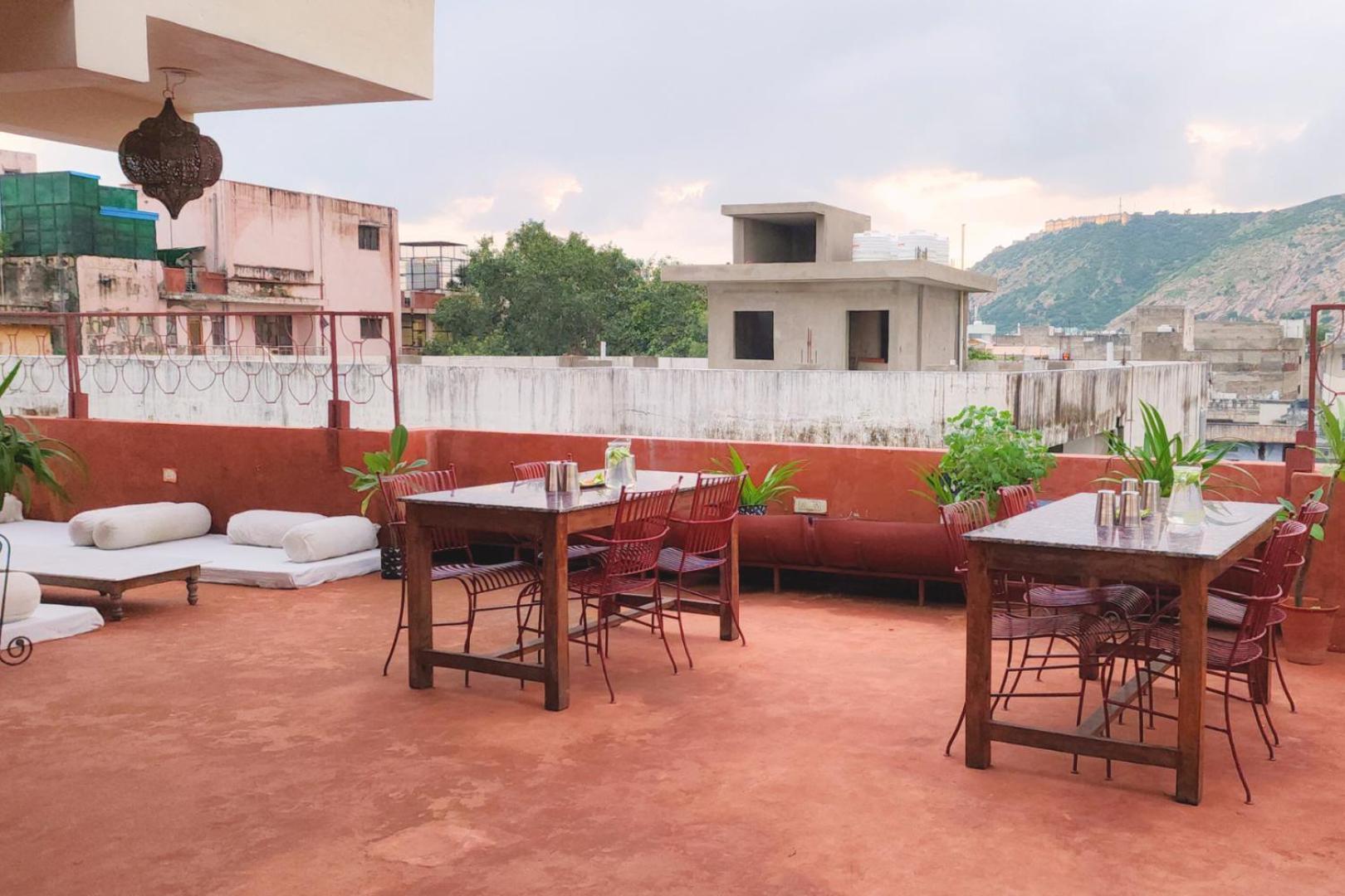 Chillout - A Boutique Hotel & Rooftop Restaurant Jaipur Eksteriør bilde